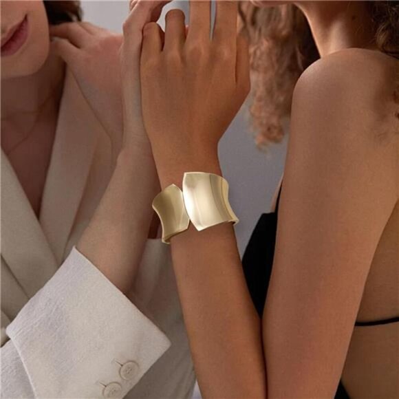 2 Pcs Gold Chunky Cuff Bracelets for Women Adjustable Bangle Gold Plated - Picture 5 of 5